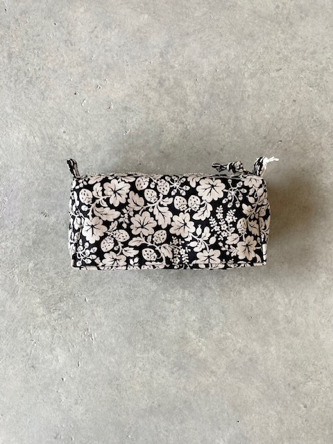 R&D.M.Co- (OLDMAN'S TAILOR)