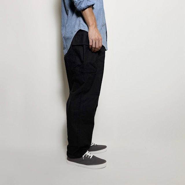 SAGE DE CRET コットンリネンバックサテンペグトップワンタックカーゴパンツ