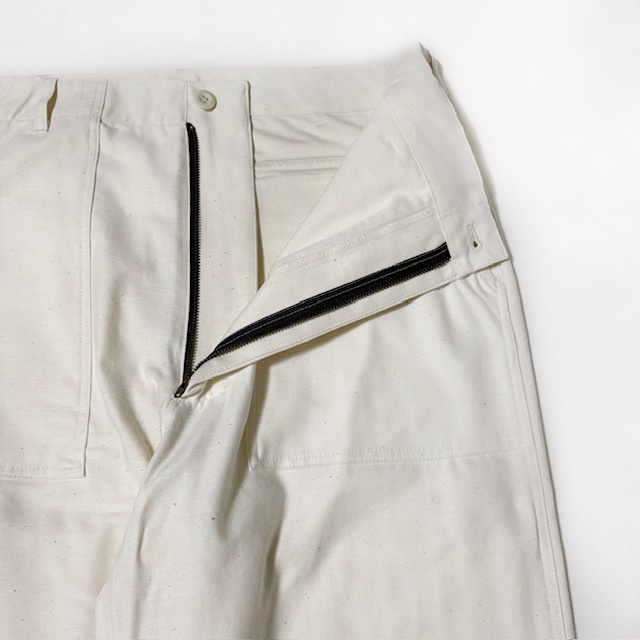 HTS (HARROW TOWN STORES) BACK SATIN BAKER PANTS