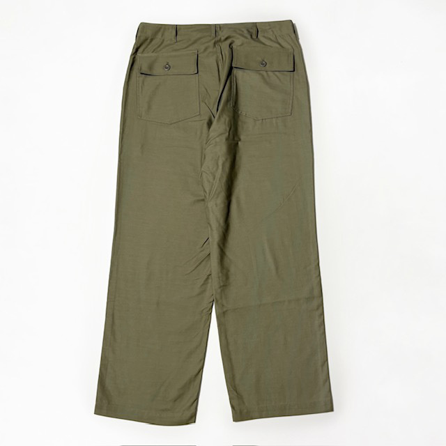 HTS (HARROW TOWN STORES) BACK SATIN BAKER PANTS