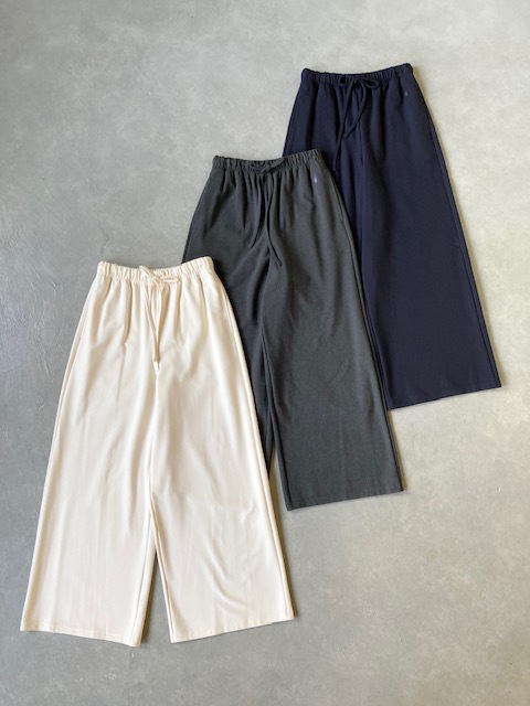 IKITSUKE ソフトサーモギャザーワイドパンツ