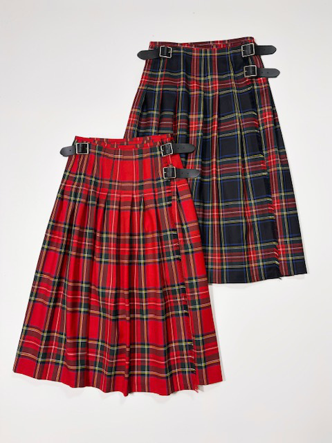 O’NEIL OF DUBLIN WORSTED WOOL LOW WEST PLEATS WRAP SKIRT with PIN