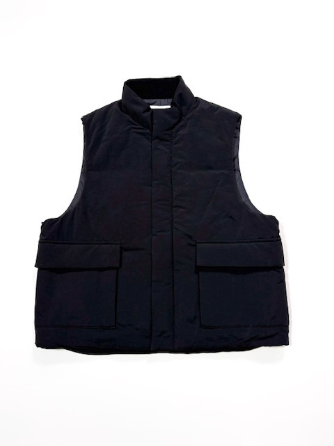 STILL BY HAND  STAND COLLAR PADDED VEST