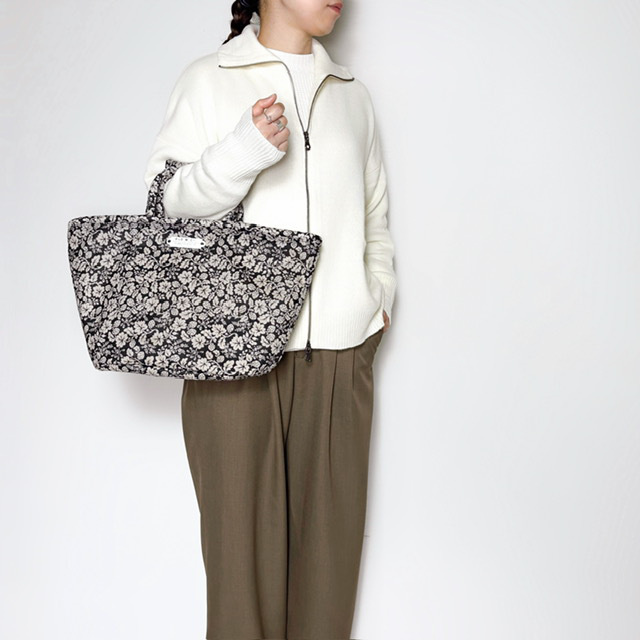 R&D.M.Co- (OLDMAN'S TAILOR) WILD BERRY MARCHE BAG (S)