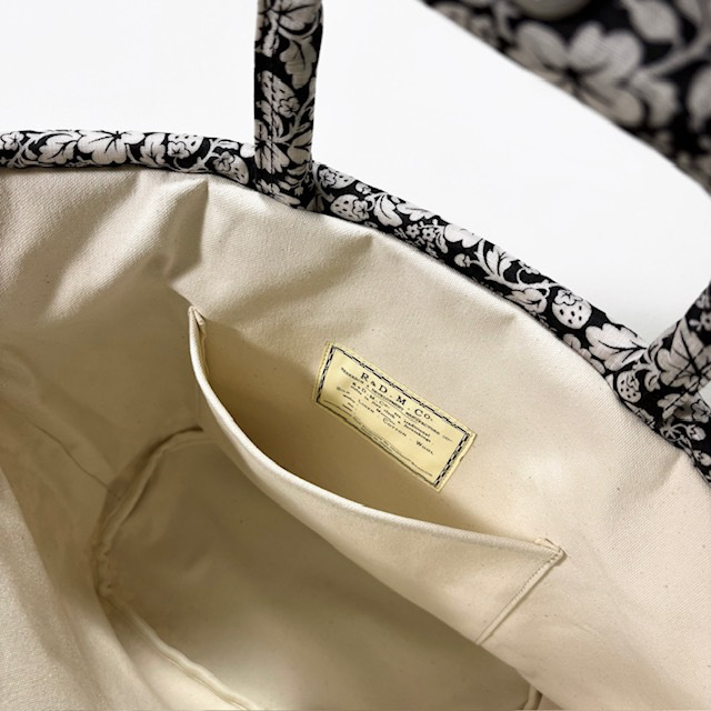 R&D.M.Co- (OLDMAN'S TAILOR) WILD BERRY MARCHE BAG (S)