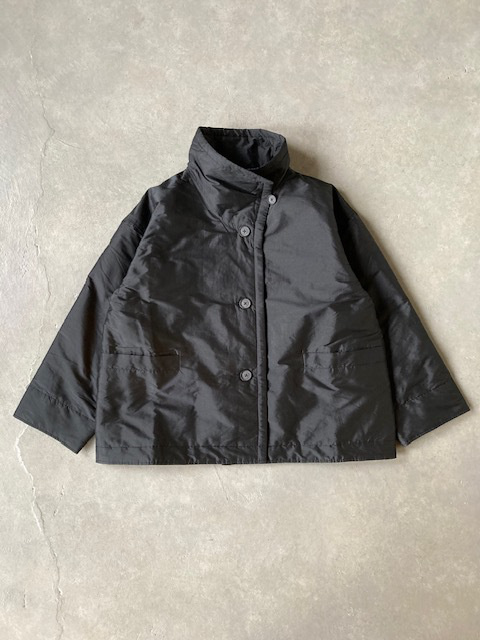 SOIL  PADDED POLYESTER PLAIN  HIGH COLLAR JACKET