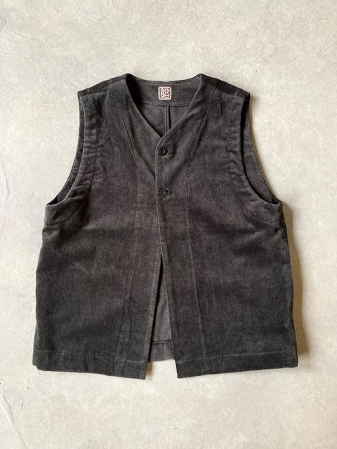 結-yui- RIBLESS CORDUROY 2 BUTTON VEST