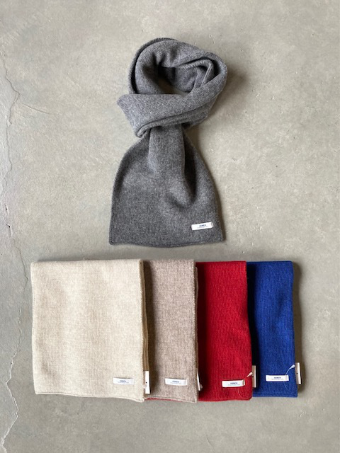 ARMEN WOOL CASHIMERE LOOP SCARF