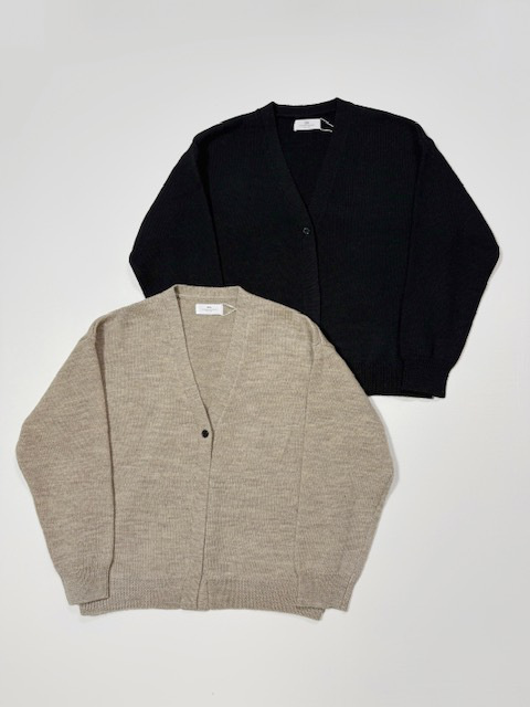 SOIL 7GG 2PLY PLAIN STITCH COTSWOLDS V-NECK 1 BUTTON CARDIGAN