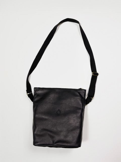 CLEDRAN GALE CROSS LEATHER SHOULDER