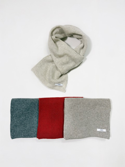 ARMEN WOOL CASHIMERE LOOP SCARF