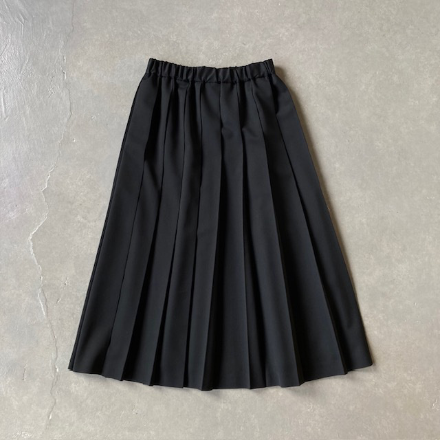 A PIECE OF LIBRARY スマートウールクラシックプリーツスカート