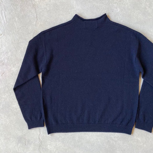 A PIECE OF LIBRARY 12Gファインウールグランニット