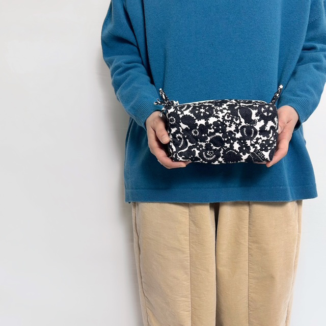 R&D.M.Co- (OLDMAN'S TAILOR) MONO TRICK PRINT QUILTING POUCH (S)