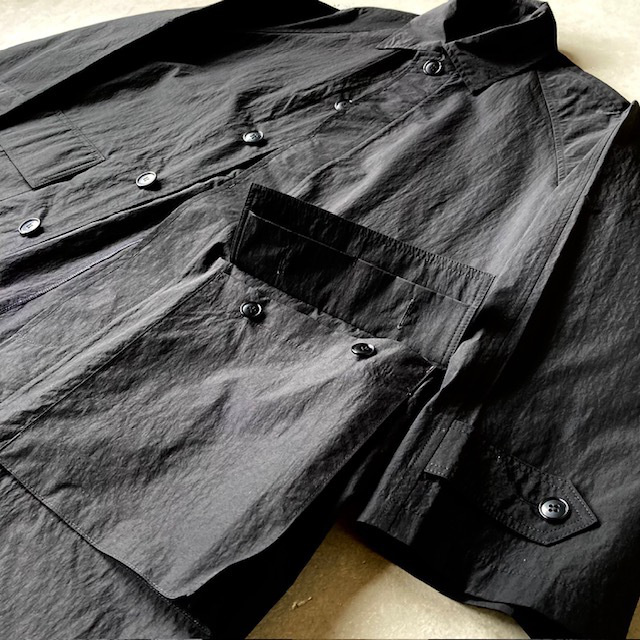 HTS (HARROW TOWN STORES) NYLON COTTON BALMACAAN COAT with GUSSETED POCKET