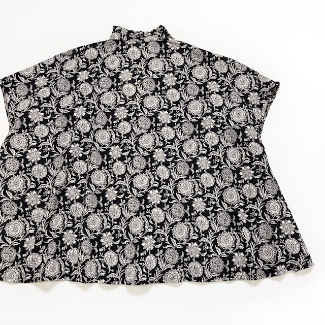 SOIL 80s VOILE TWO TONE FLOWER PRINT FRILL COLLAR FRENCH/SL SHIRT