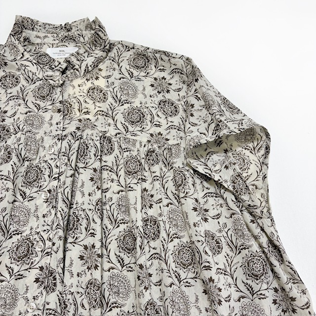 SOIL 80s VOILE TWO TONE FLOWER PRINT FRILL COLLAR FRENCH/SL SHIRT