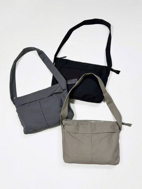 STILL BY HAND  ナイロンショルダーバッグ