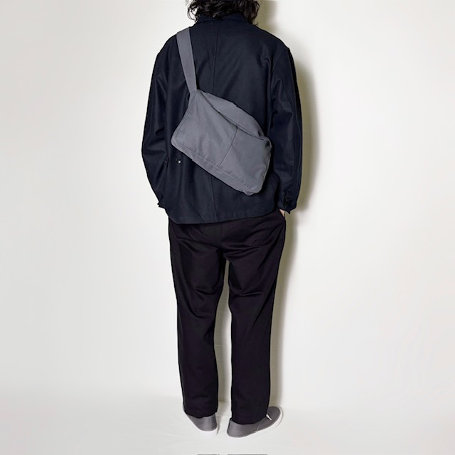 STILL BY HAND ナイロンショルダーバッグ