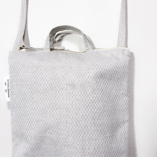 ARTE POVERA セレモニー リネンポリエステル混 サコッシュM